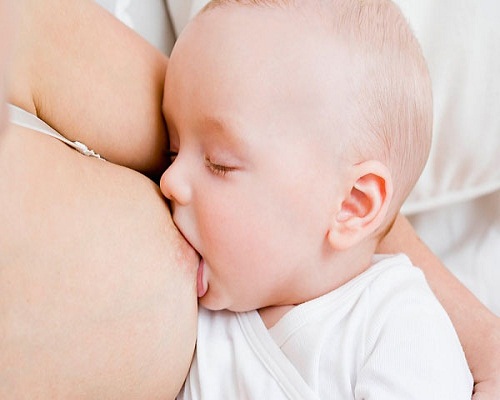 Sữa mẹ với sự phát triển của bé